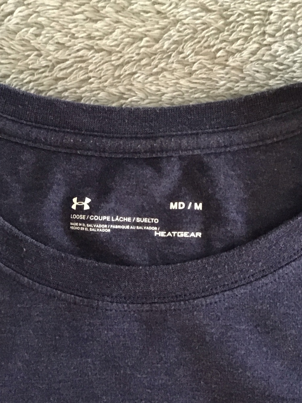 Under Armour Navy Blue Short Sleeve Tee with lavender Logo - Picture 3 of 5